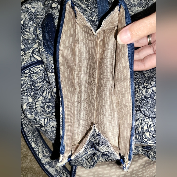 Sakroots Women's Canvas Fleetwood Backpack 15”x10”x7" with Pencil Case - Picture 4 of 10